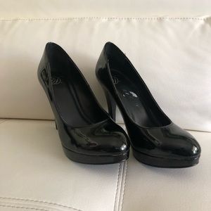 BLACK SHOES 6.5